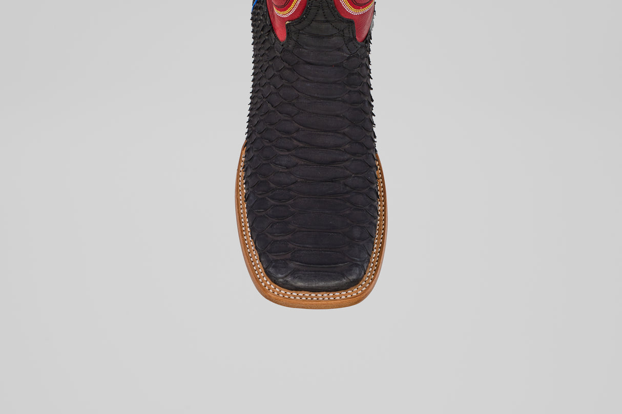 Braxton - Matte Black - Square Toe