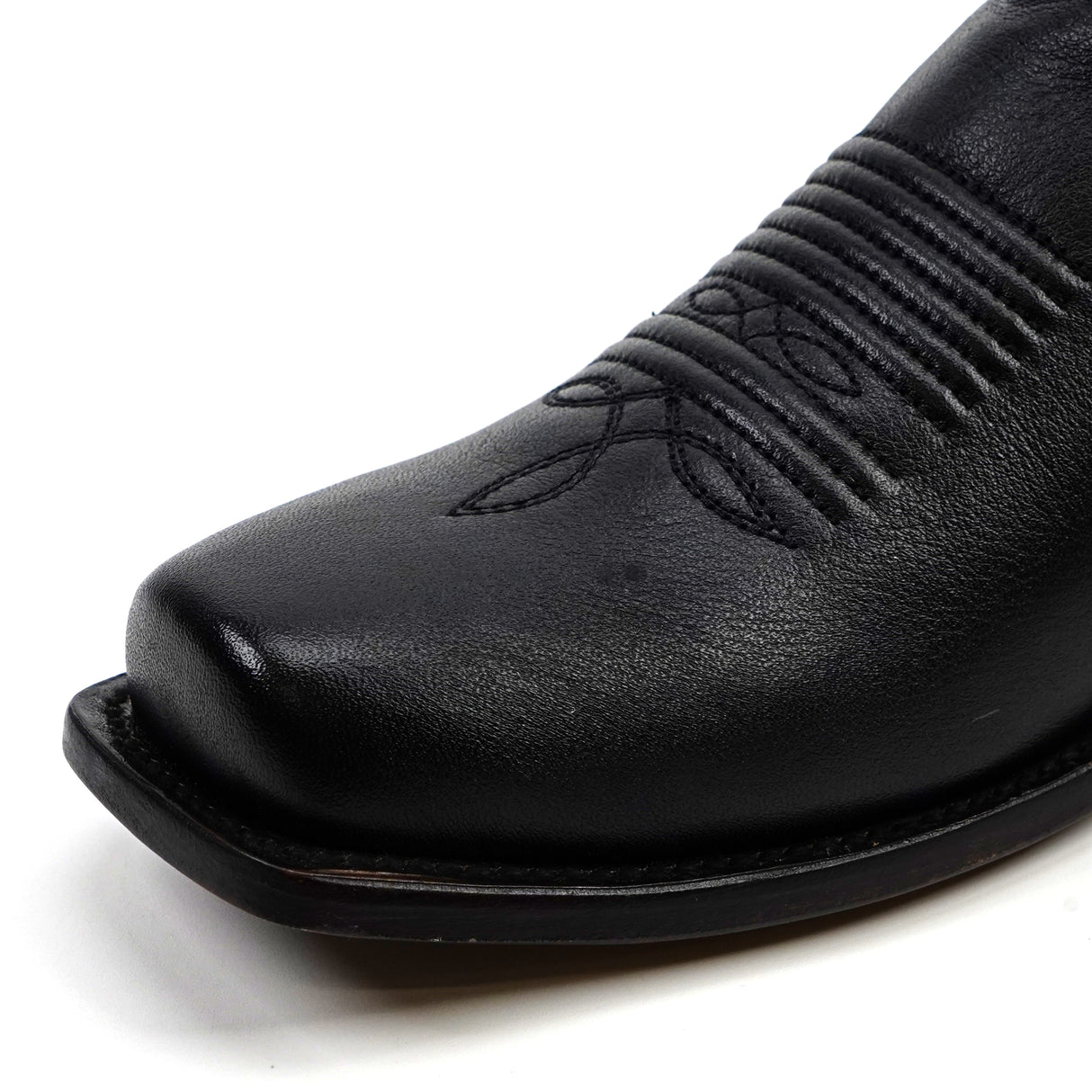 Grisly Black - Narrow Square Toe (E484)