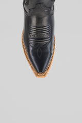 E836 Cleyton Negro