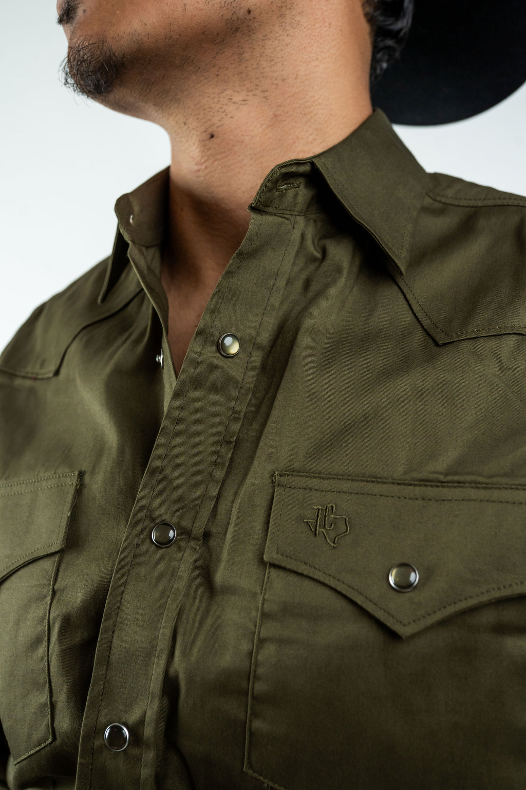Texas Country - Solid Olive Button-Down Long-Sleeve Shirt (AC110L/T)