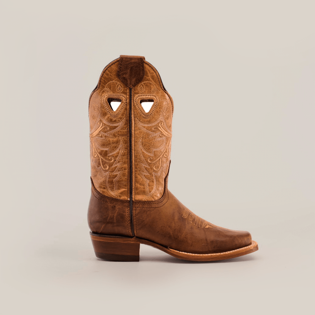 Cedar Camel Cowgirl Boots - Short Shaft - Narrow Square Toe (E316) - Gomez Western Wear